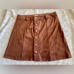 MOSSIMO SUPPLY CO. Brown Faux Suede Snap Front A-Line Mini Skirt (12)